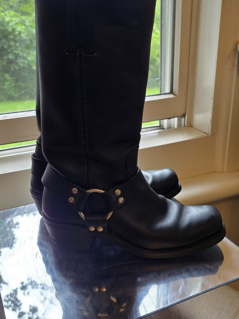 Frye Black Leather Harness Moto Boots Perfectly Broken In Sz 7.5 - Picture 2 of 14